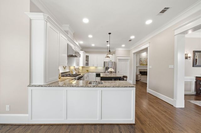 514 W 16th Street, Houston, TX 77008