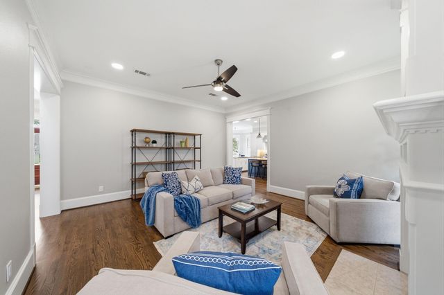 514 W 16th Street, Houston, TX 77008