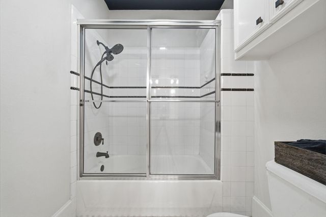 514 W 16th Street, Houston, TX 77008