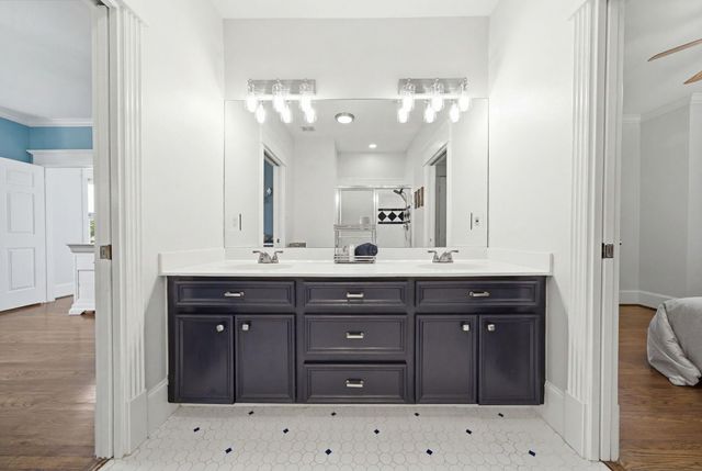 514 W 16th Street, Houston, TX 77008