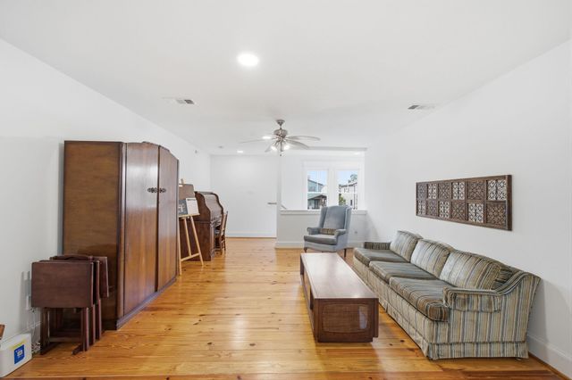 514 W 16th Street, Houston, TX 77008