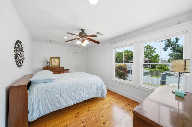 514 W 16th Street, Houston, TX 77008