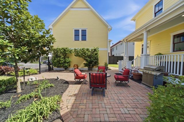 514 W 16th Street, Houston, TX 77008