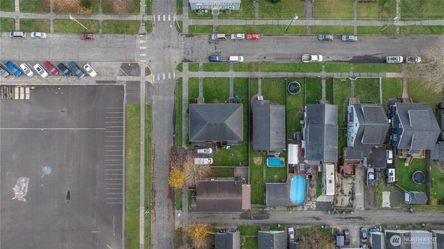 300 W 3rd Street, Aberdeen, WA 98520