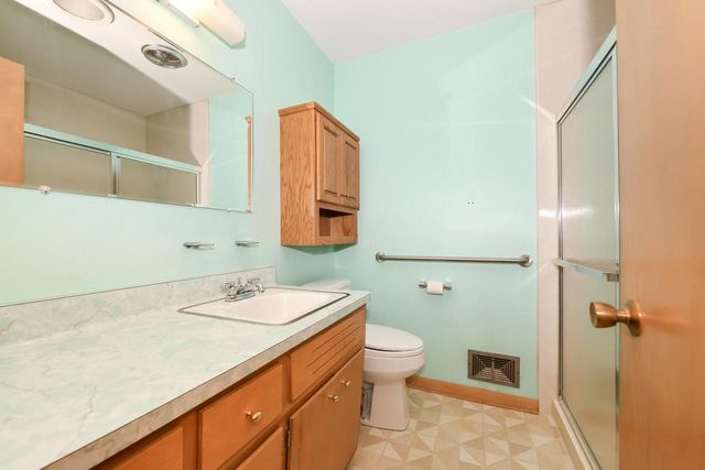 6124 W Spokane STREET, Milwaukee, WI 53223