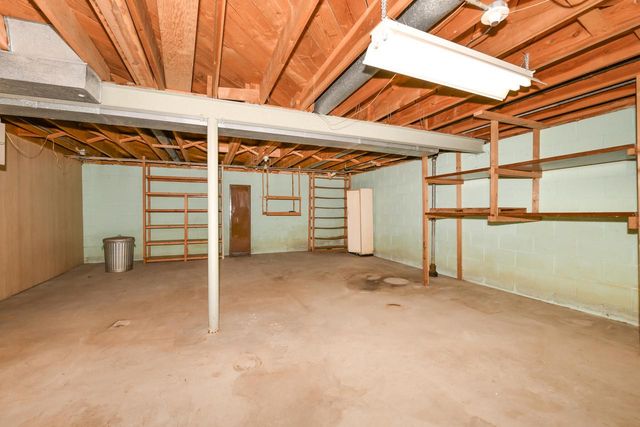 6124 W Spokane STREET, Milwaukee, WI 53223