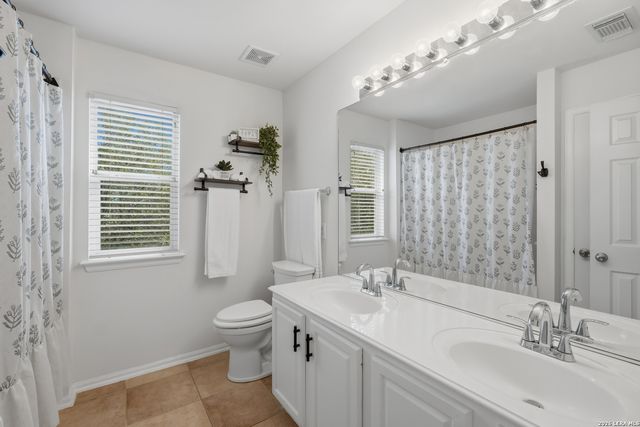 10611 Spirit Horse, Helotes, TX 78023