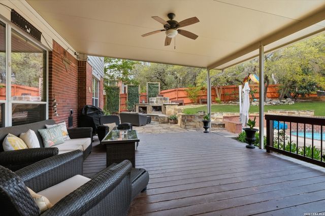 10611 Spirit Horse, Helotes, TX 78023