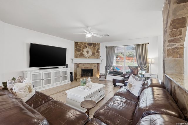 10611 Spirit Horse, Helotes, TX 78023