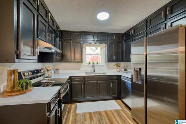 1911 GLEN DAVIS LANE, Oxford, AL 36203