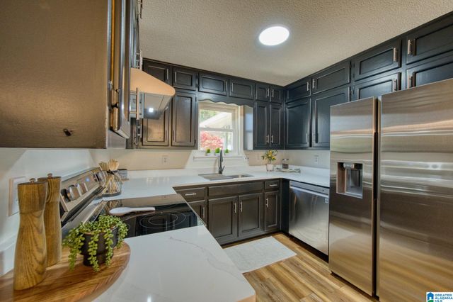 1911 GLEN DAVIS LANE, Oxford, AL 36203