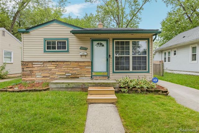 18507 Brady, Redford, MI 48240