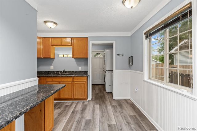 18507 Brady, Redford, MI 48240