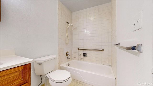 5300 E Cherry Creek South Drive 914, Denver, CO 80246