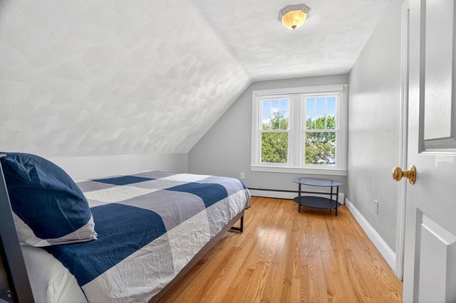 26 Newbury St 2, Somerville, MA 02144
