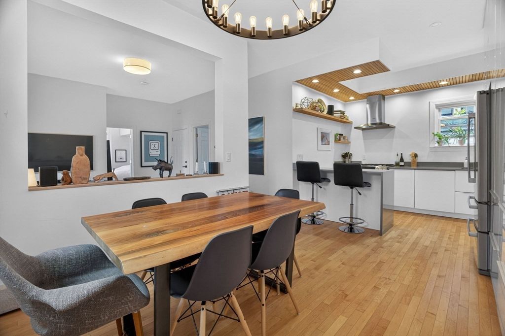 26 Newbury St 2, Somerville, MA 02144