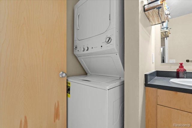 74 Clinton Street, Mt. Clemens, MI 48043