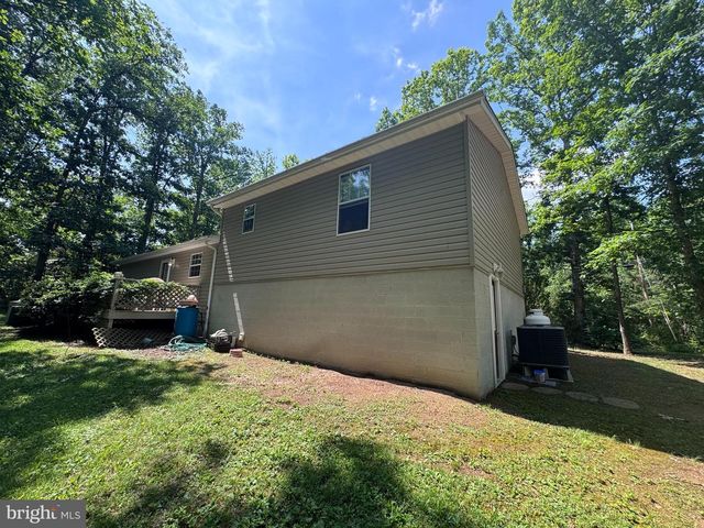 488 PLATT MOUNTAIN LN, Inwood, WV 25428