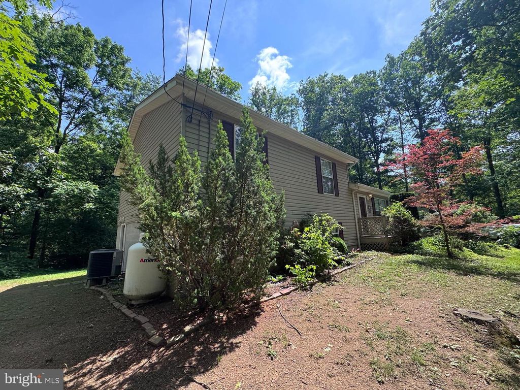 488 PLATT MOUNTAIN LN, Inwood, WV 25428