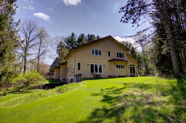 3678 W Primilia Lane, Summit Twp, MI 49201