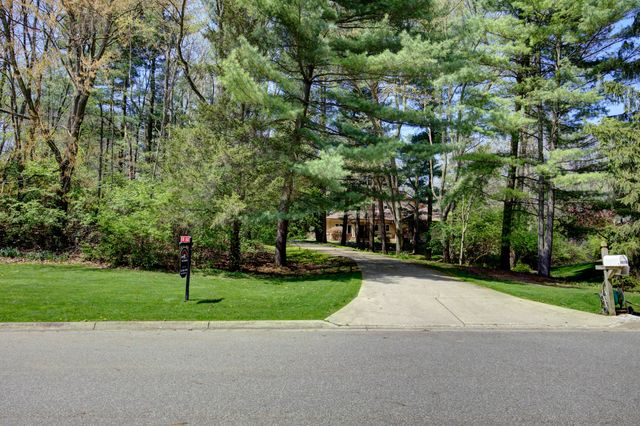 3678 W Primilia Lane, Summit Twp, MI 49201
