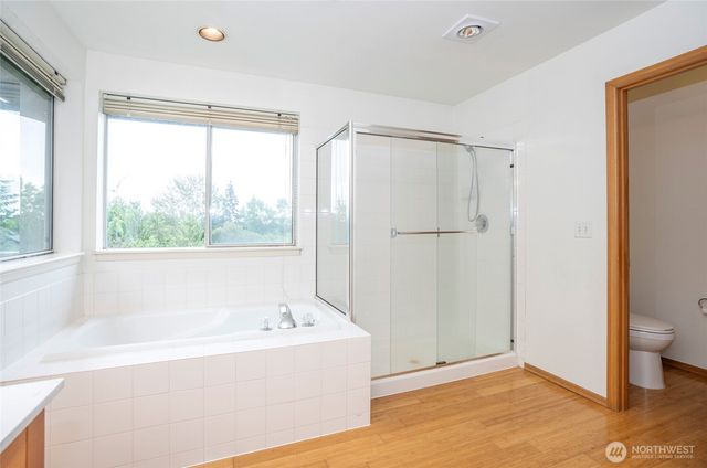 10103 SE 225th Place, Kent, WA 98031