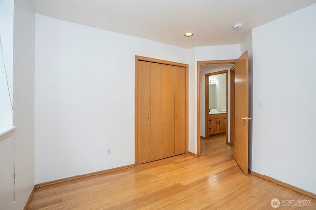 10103 SE 225th Place, Kent, WA 98031