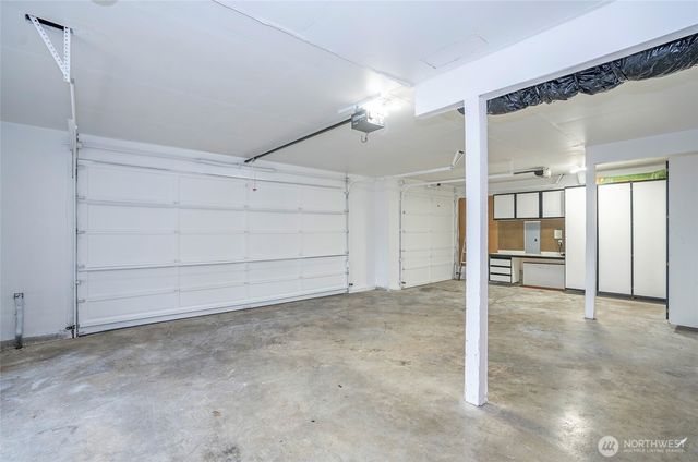 10103 SE 225th Place, Kent, WA 98031
