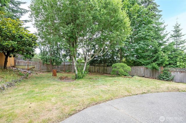 10103 SE 225th Place, Kent, WA 98031