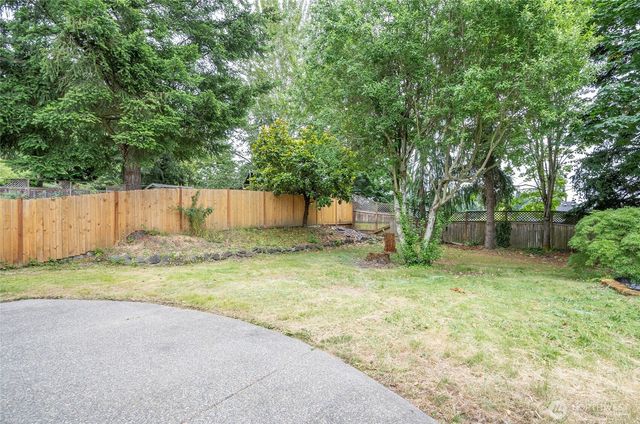 10103 SE 225th Place, Kent, WA 98031