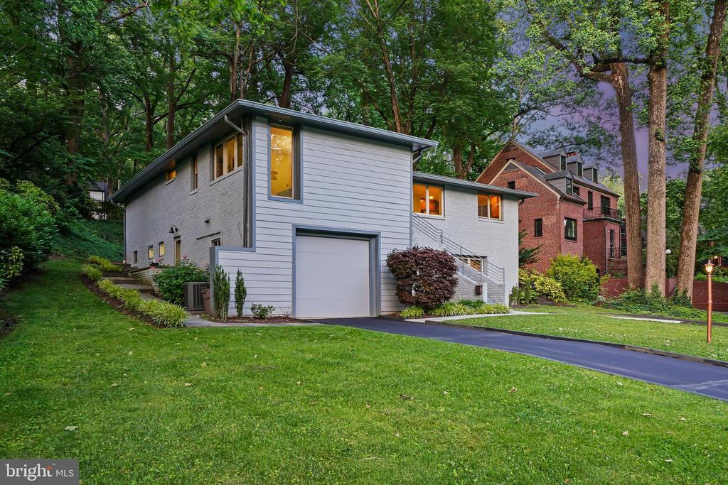 9131 SLIGO CREEK PKWY, Silver Spring, MD 20901