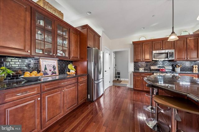 301 JENNIFER LN, Exton, PA 19341