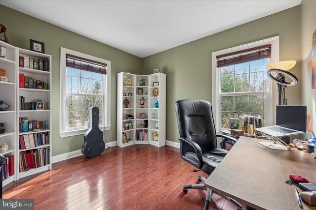 301 JENNIFER LN, Exton, PA 19341