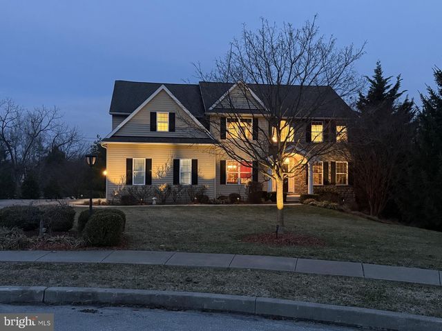 301 JENNIFER LN, Exton, PA 19341