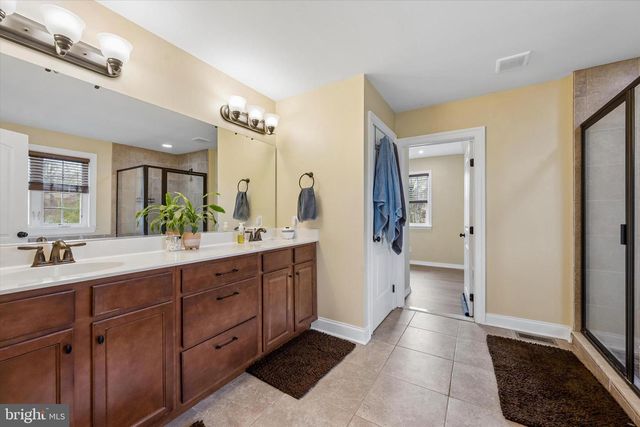 301 JENNIFER LN, Exton, PA 19341