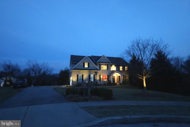 301 JENNIFER LN, Exton, PA 19341