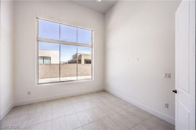 10864 Agate Cliffs Avenue, Las Vegas, NV 89135
