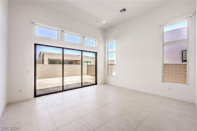 10864 Agate Cliffs Avenue, Las Vegas, NV 89135