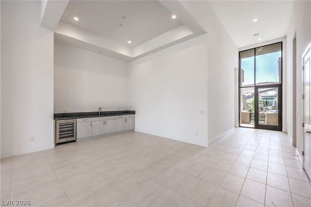 10864 Agate Cliffs Avenue, Las Vegas, NV 89135