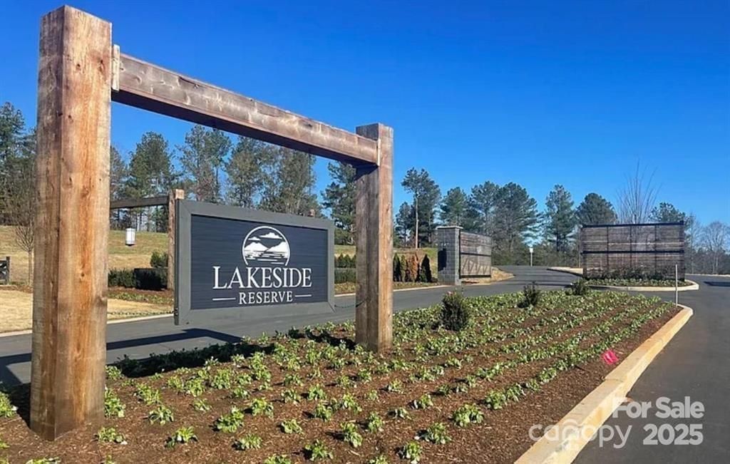 2169 Windom Peak Summit 199, Connelly Springs, NC 28612