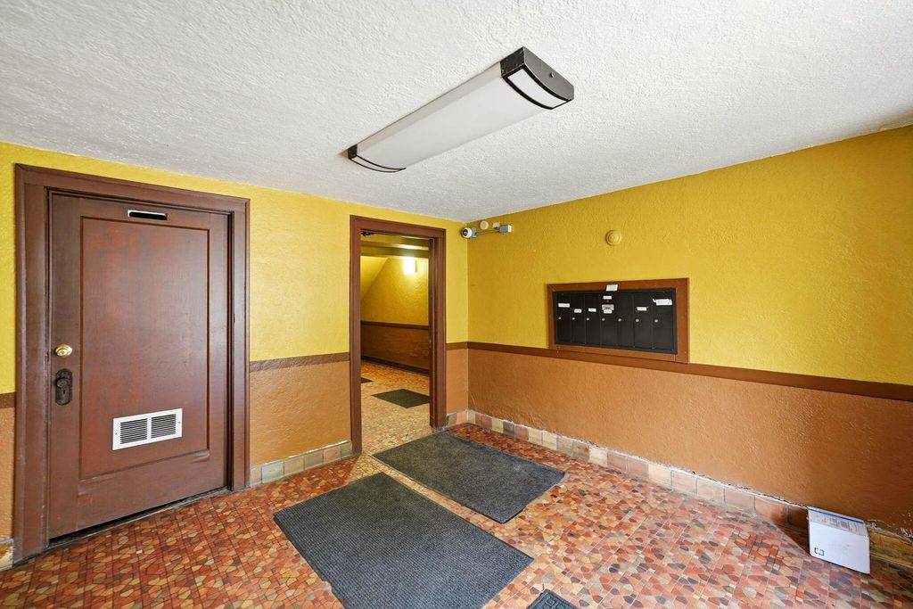 9023 S Justine Street, Chicago, IL 60620 — photo 4