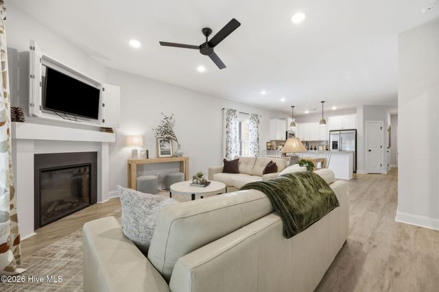 2124 Dartford Drive B, Greenville, NC 27834