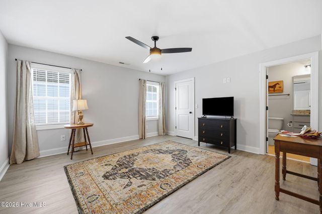 2124 Dartford Drive B, Greenville, NC 27834