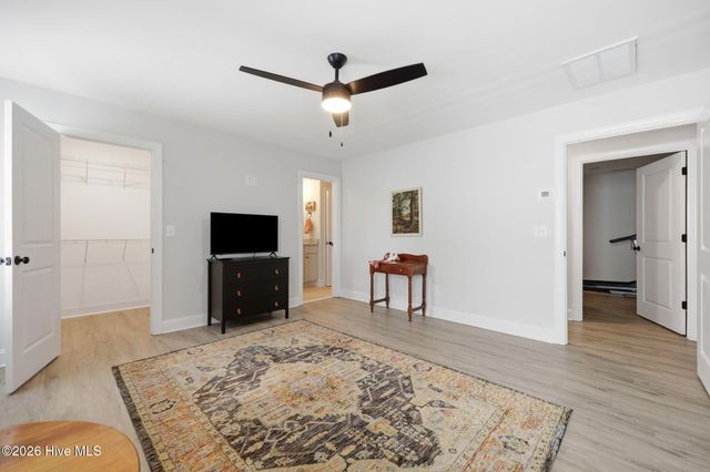 2124 Dartford Drive B, Greenville, NC 27834