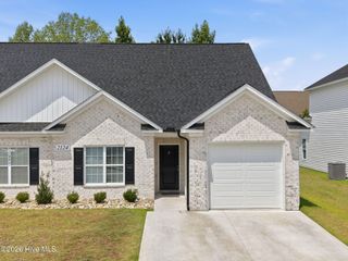 2124 Dartford Drive B, Greenville, NC 27834
