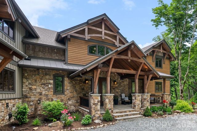 6 Valley Watch Court, Banner Elk, NC 28604