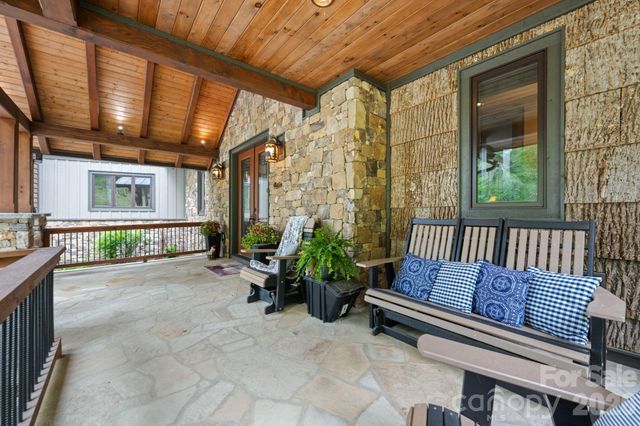 6 Valley Watch Court, Banner Elk, NC 28604