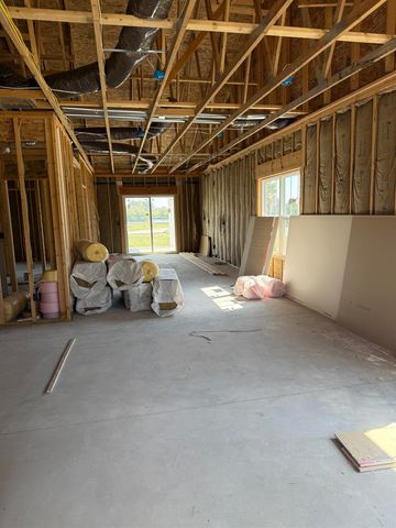 16 Cove Drive, Bay City, MI 48706