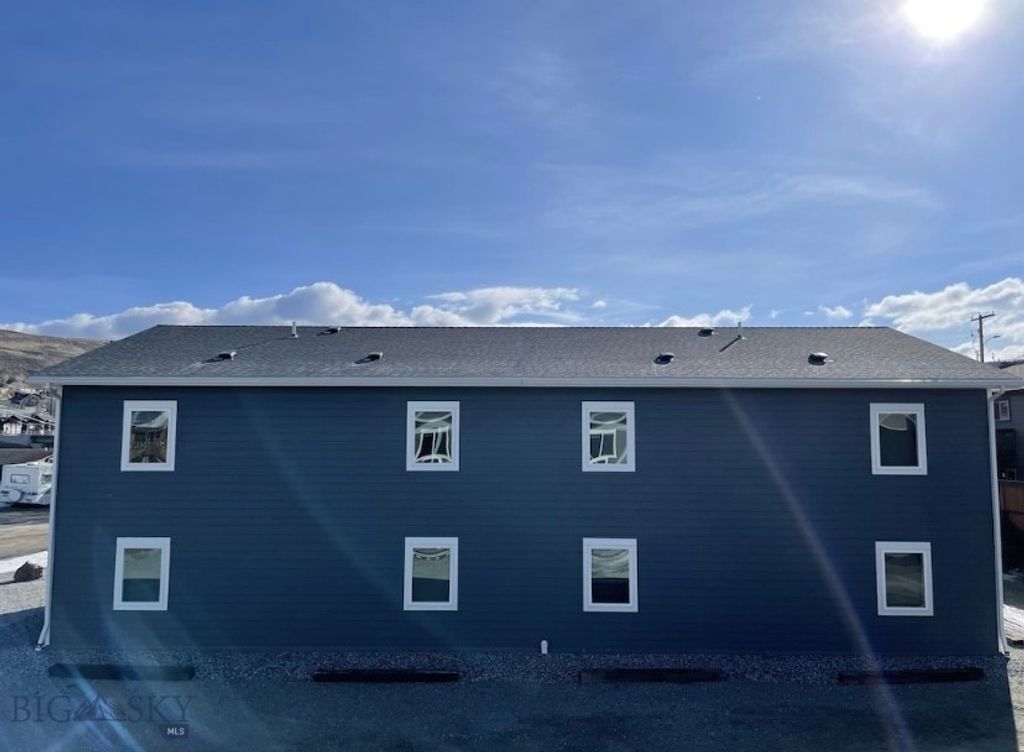 301 Spring Street, Gardiner, MT 59030 photo 12