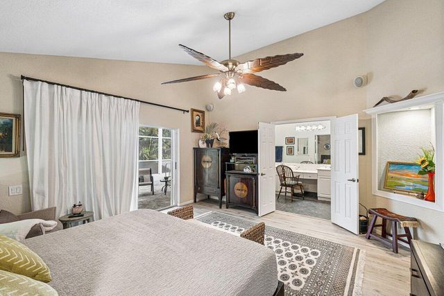 7398 Falls Road W, Boynton Beach, FL 33437